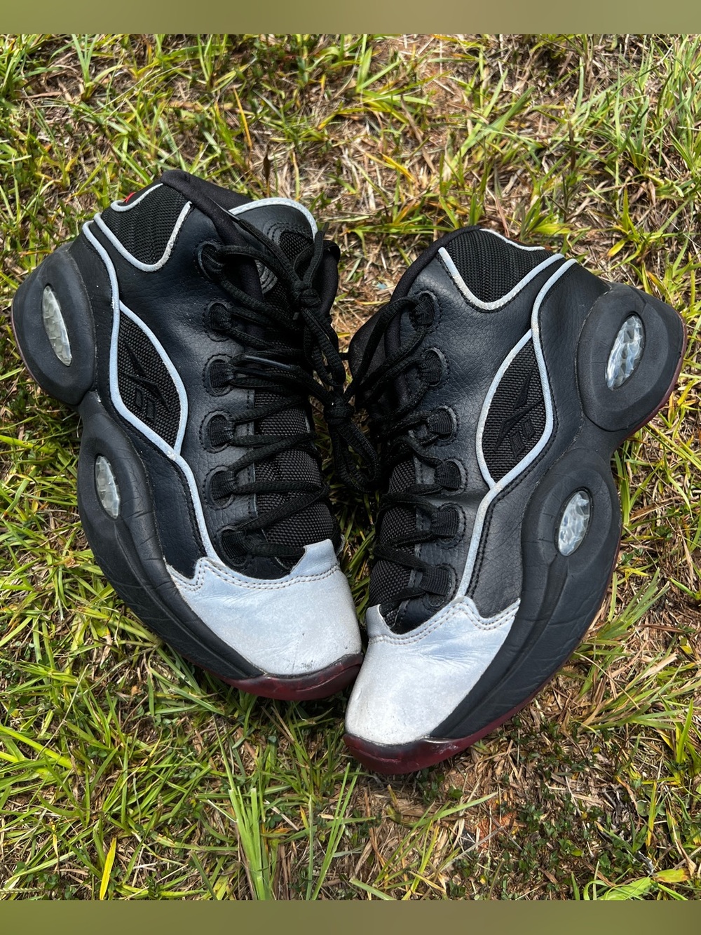 CLEAN Reebok size 6 Mens Question Mid Jadakiss shoes